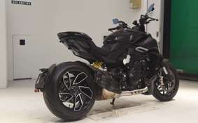DUCATI DIAVEL V4 2025