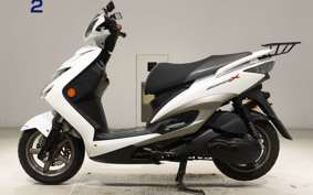 YAMAHA CYGNUS 125 XSR 2 2001 SE44J