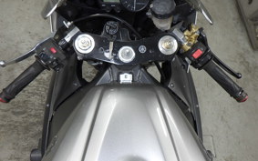 YAMAHA YZF-R1 2003