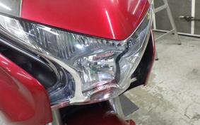 HONDA VFR1200F 2011 SC63