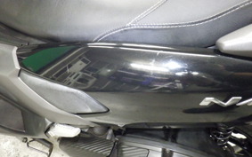 YAMAHA N-MAX 2017 SED6J