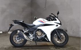 HONDA CBR400R NC47