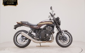 KAWASAKI Z900RS 2025 ZR900K
