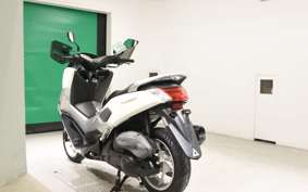 YAMAHA N-MAX SE86J