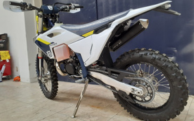 HUSQVARNA IS SC BAR NATE250