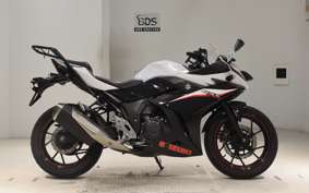 SUZUKI GSX250RA