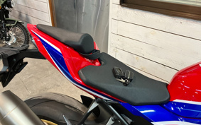 HONDA CBR1000RR-R FB SP 2023 SC82