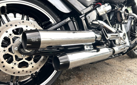 HARLEY FXBRS 2022 YHK