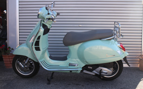 VESPA GTS150 CLASSIC