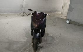 YAMAHA X-MAX 250 SG22