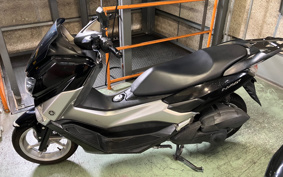 YAMAHA N-MAX SE86J