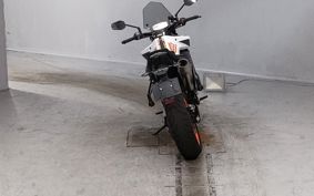 KTM 890 DUKE R TU940