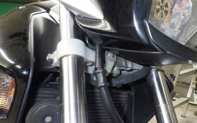 SUZUKI GSR250