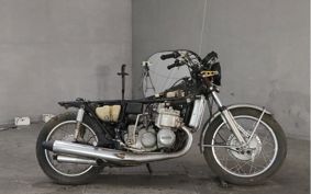SUZUKI GT750 GT750