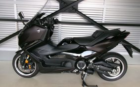 YAMAHA T-MAX 560 A TECHMAX 2025 SJ21J