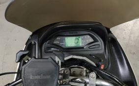 YAMAHA MAJESTY 125 SE27