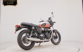 TRIUMPH BONNEVILLE T100 2026