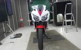 HONDA CBR250R MC41