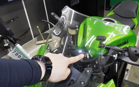 KAWASAKI NINJA 1000 2012