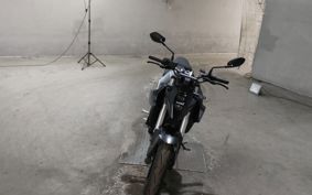 SUZUKI GSX-8S EM1AA