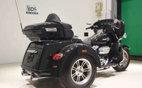 HARLEY FLHTCU TG 1870 2023