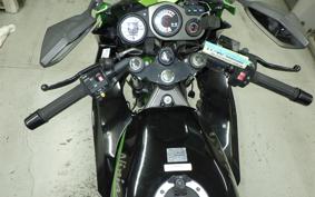 KAWASAKI Ninja 150RR
