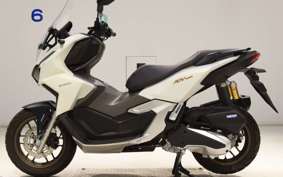 HONDA ADV160