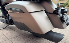 INDIAN CHALLENGER DARK HOSE 2022 L