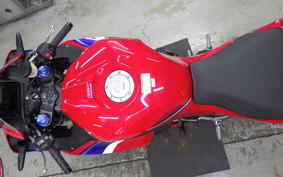 HONDA CBR600RR 2025 PC40