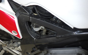YAMAHA TZR250 R 2011 3XV