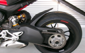 DUCATI STREET FIGHTER V4S 2021 1F00