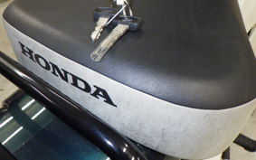 HONDA C110 SUPER CUB JA59