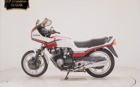 HONDA CBX550F INTEGRA 2026 PC04