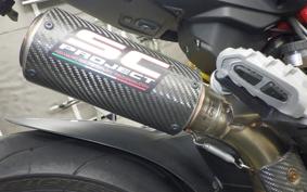 DUCATI HYPERMOTARD 820 2014