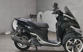 YAMAHA TRICITY 125 SE82J