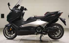 YAMAHA T-MAX 560 T 2026 SJ21J
