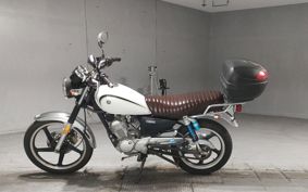 YAMAHA YB125SP PCJL