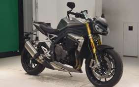TRIUMPH SPEED TRIPLE RS 2021