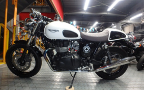 TRIUMPH  TRIUMPH  THRUXTON ACE 2015 TJ9147