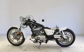 SUZUKI GZ125-HS