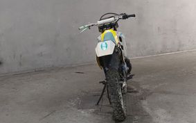 SUZUKI TS125R SF15A