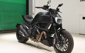 DUCATI DIAVEL DARK 2015