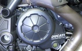 DUCATI DIAVEL 2015