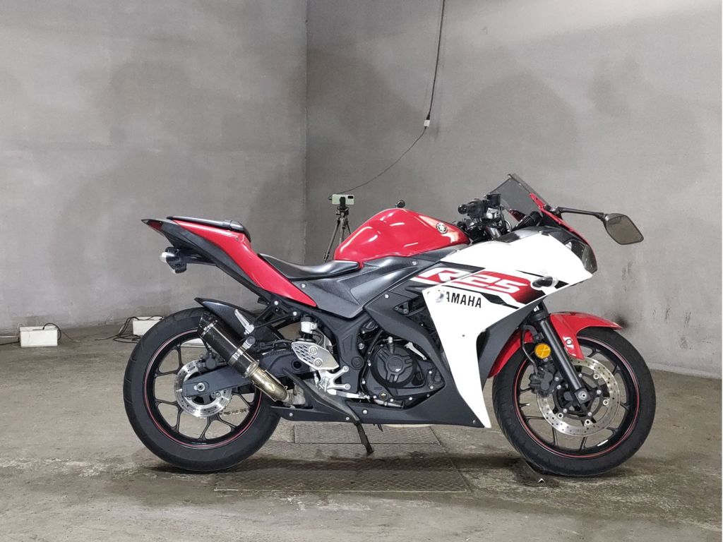 Фото Yamaha YZF-R25 с японского аукциона