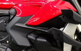DUCATI STREETFIGHTER V2 2022 3F00
