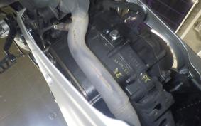 SUZUKI ｼﾞｸｻｰ250SF