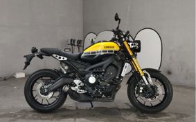 YAMAHA XSR900 RN46J