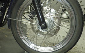 TRIUMPH BONNEVILLE T100 2005