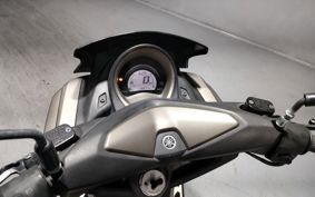 YAMAHA N-MAX 125 SE86J