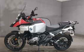 BMW R1300GS Adventure 2024 0M31